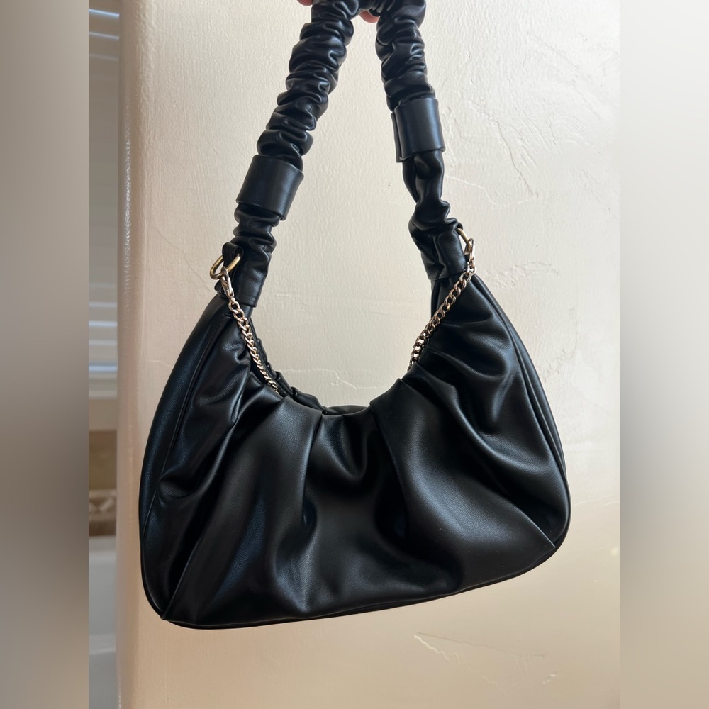 Elegant Black Women's Handbag leather bag